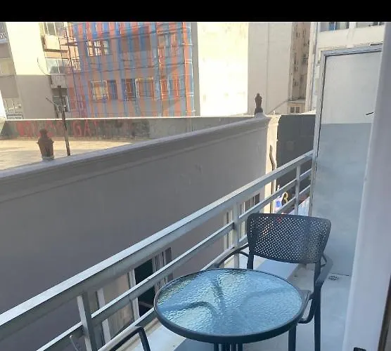 Modern Tiny House In Apartamento