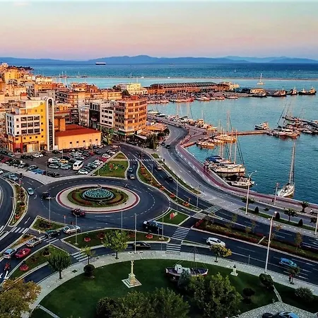 Modern Tiny House In